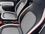 Renault Twingo Z.E. R80 Série Limitée Vibes / Dealer onderhouden / Accu SoH 93,58 % / WLTP 186 km stad 261 km / Navigatie via Apple Carplay Android / Stoelverwarming / 16" LM wielen met All Season banden /