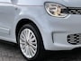Renault Twingo Z.E. R80 Série Limitée Vibes / Dealer onderhouden / Accu SoH 93,58 % / WLTP 186 km stad 261 km / Navigatie via Apple Carplay Android / Stoelverwarming / 16" LM wielen met All Season banden /
