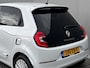Renault Twingo Z.E. R80 Série Limitée Vibes / Dealer onderhouden / Accu SoH 93,58 % / WLTP 186 km stad 261 km / Navigatie via Apple Carplay Android / Stoelverwarming / 16" LM wielen met All Season banden /
