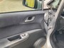 Honda FR-V 2.0i Lifestyle | 6-persoons | NL auto | Trekhaak