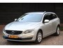 Volvo V60 2.0 D3 Momentum Navigatie/Parkeersensor/17ïnch lmv