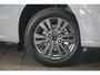 Ford E-Transit Custom 340 L2H1 Limited 65 kWh | Snel Leverbaar! | 0,99% Financial Lease | Driver Assistance Pack | Trekhaak Wegklapbaar | Bijrijdersstoel | 17 Inch Lichtmetaal |