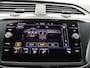 Volkswagen Tiguan 1.4 TSI eHybrid R-Line Business+ 245PK DSG SOH 88%, Volleder, Memorystoel, Trekhaak, Stoel-Stuurverwarming, Achteruitrijcamera,