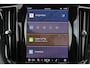 Volvo XC60 T6 Recharge AWD Plus Dark - LONG RANGE - Panorama/schuifdak - IntelliSafe Assist & Surround - 360º Camera - Harman/Kardon audio - Adaptieve LED koplampen - Verwarmde voorstoelen, stuur & achterbank - Parkeersensoren voor & achter - Elektr. bedienb. voorstoelen met geheugen - Draadloze tel. lader - Extra getint glas - 19' LMV