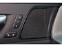 Volvo XC60 T6 Recharge AWD Plus Dark - LONG RANGE - Panorama/schuifdak - IntelliSafe Assist & Surround - 360º Camera - Harman/Kardon audio - Adaptieve LED koplampen - Verwarmde voorstoelen, stuur & achterbank - Parkeersensoren voor & achter - Elektr. bedienb. voorstoelen met geheugen - Draadloze tel. lader - Extra getint glas - 19' LMV