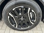 Peugeot e-5008 GT Avantage 73 kWh | Alcantara bekleding | Elektrisch verstelbare stoelen | Stoelverwarming | Adaptieve Cruise Control | 360 Camera