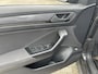 Volkswagen T-Roc 1.5 TSI Sport 17''/LED/Virtual Cockpit/Dodehoek/Keyless/Camera/Elektrische klep/Stoel + stuurverwarming/Adaptieve cruise/PDC v+a