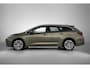 Toyota Corolla Touring Sports Hybrid 140 Dynamic | 1e Eigenaar | BTW'er | Apple Carplay / Android Auto | Camera | Facelift Model |