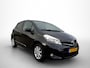 Toyota Yaris 1.3 VVT-i Executive | Navigatie | Camera | Panodak | LM Velgen |