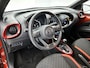 Toyota Aygo X 1.0 VVT-i S-CVT Pulse | NL-Auto | Volledig Onderhouden | Climate Control | Adaptieve Cruise Control | Apple Carplay/Android Auto | LM-Velgen |
