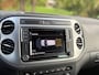 Volkswagen Tiguan R-Line Edition 1.4 150 pk - AUTOMAAT - trekhaak - Xenon - winterpack - nette auto!