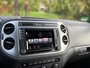 Volkswagen Tiguan R-Line Edition 1.4 150 pk - AUTOMAAT - trekhaak - Xenon - winterpack - nette auto!