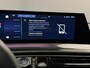 Peugeot E-3008 GT Avantage 210 73 kWh Warmtepomp | Navigatie | Apple Carplay/Android Auto | Alcantara | | 11 kW lader | Achteruitrijcamera | Afwijkende dakkleur