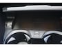 BMW 3-Serie Touring 320i LuxuryLine/Panodak/Trekhaak/Dealeronderhouden /1e Eigenaar.