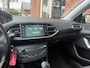 Peugeot 308 SW 1.2 PureT.Blue L. Ex VERMOEDELIJK KOPPAKING LEK