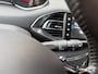 Peugeot 308 SW 1.2 PureT.Blue L. Ex VERMOEDELIJK KOPPAKING LEK