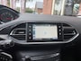 Peugeot 308 SW 1.2 PureT.Blue L. Ex VERMOEDELIJK KOPPAKING LEK
