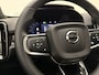 Volvo EX40 Extended Range Plus 82 kWh / Nubuck bekleding / 360 graden camera / Trekhaak / Keyles entry / BLIS / Stoel/- en stuurverwarming /