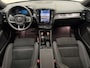 Volvo EX40 Extended Range Plus 82 kWh / Nubuck bekleding / 360 graden camera / Trekhaak / Keyles entry / BLIS / Stoel/- en stuurverwarming /