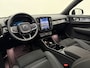 Volvo EX40 Extended Range Plus 82 kWh / Nubuck bekleding / 360 graden camera / Trekhaak / Keyles entry / BLIS / Stoel/- en stuurverwarming /