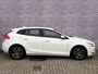 Volvo V40 1.5 T2 Polar+ | Stoelverwarming | Volvo on Call | DAB | High Performance Audio | Elektrisch verwarmbare voorruit | Parkeersensoren | Climate Control |