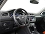 Volkswagen Tiguan 1.5 TSI ACT Highline DSG | Panoramadak | Digital Cockpit | Leder | Zondag Open!