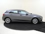 Mercedes-Benz A-klasse 200 progressive / Automaat / Navi / Stoelverwarming / Elektr. Spiegels / Groot Scherm /