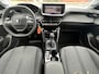 Peugeot 208 1.2 Turbo 100 pk Allure Navigatie* Carplay Camera Lichtmetalen Velgen Stoelverwarming Clima + Cruise Control DAB Extra Getint Glas 5drs