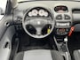 Peugeot 206 CC 2.0-16V | Climate Control | Centrale vergrendeling | Lichtmetalen velgen |
