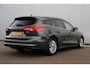 Ford Focus Wagon 1.0 EcoBoost Hybrid Titanium Business Trekhaak Virtual Cockpit Carplay Android Navigatie Winter Pakket Elektrische Achterklep