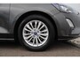 Ford Focus Wagon 1.0 EcoBoost Hybrid Titanium Business Trekhaak Virtual Cockpit Carplay Android Navigatie Winter Pakket Elektrische Achterklep