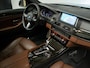 BMW 5-Serie 520i High Executive Sport (PANORAMADAK,NAVI,M STUUR,CRUISE,CLIMATE,CAMERA,STOELVERWARMING,LEDER,SPORTSTOELEN)