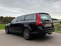 Volvo V70 1.6 T4 Limited Edition Automaat / Leder / Navi / 17" Velgen / Clima / Stoelverwarming / Trekhaak / PDC / Xenon / Cruise