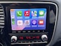 Mitsubishi Outlander 2.4 PHEV Intense / Dealer onderhouden / Trekhaak 1.500 kg / Leder Alcantara / Achteruitrijcamera / Navigatie via Apple Carplay Android / 16" LM wielen /