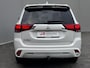 Mitsubishi Outlander 2.4 PHEV Intense / Dealer onderhouden / Trekhaak 1.500 kg / Leder Alcantara / Achteruitrijcamera / Navigatie via Apple Carplay Android / 16" LM wielen /