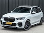 BMW X5 xDrive45e HIGH EXECUTIVE | ACTIVE CRUISE | M-SPORT PRO | LUCHTVERING | SPORTBRAKES | COMFORT ACCESS | SHADOWLINE LIGHTS | PANORAMADAK SKY LOUNGE | AMBIANCE INTERIEUR | 360 CAMERA | HEAD-UP | DAB+ | HARMAN/KARDON |