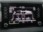 Skoda Karoq 1.5 TSI 150pk AUTOMAAT Business Edition | Trekhaak | Stoelverwarming | Adaptieve cruise control | Achteruitrijcamera | Elektrische achterklep |