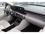 Hyundai Kona Electric Premium 65.4 kWh|Navi|AVM|PDC|Licht-Leder|Two-Tone|Nieuwstaat|Ri