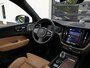 Volvo XC60 2.0 T6 Plug-in hybrid AWD Inscription Exclusive | Origineel Nederlands | Luchtvering | Bowers & Wilkens | Stoelventilatie | Nappa | Head up display | 360°-camera | Panoramadak | Stuur-/Stoelverwarming | Apple-/Android Carplay
