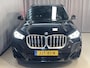 BMW X1 xDrive 25e M-Sport Shadow Line 18''/Sportstoelen/Keyless/Stoelverwarming/Camera/Elektrisch klep