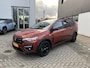 Dacia Jogger 1.0 TCe Bi-Fuel Extreme 5p. / CAMERA / PARKEERSENSOREN VOOR EN ACHTER / TREKHAAK / APPLE CARPLAY / ANDROID AUTO / DEALER ONDERHOUDEN