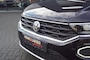Volkswagen T-Roc 1.5 TSI DSG Sport 150pk / Trekhaak / Navi / Camera / El. Achterklep /PDC