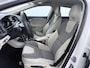Volvo V40 1.5 T3 Momentum Climate Control/Verw Stoelen v+a/Bluetooth etc.
