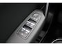 Renault Captur 1.0 TCe 100 Bi-Fuel Intens | Trekhaak | Cruise control | BLIS | 360 Camera | Navigatie