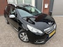 Peugeot 2008 1.2 PureTech Blue Lease Executive / Leder / Navi / Pano / PDC