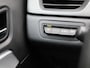Renault Captur 1.3 mild hybrid 160PK techno | Navigatie | Climate Control | Cruise Control Adaptief | Stoel-en Stuurverwarming | Parkeersensoren met Camera | Privacy Glass | Apple Carplay/Android Auto |