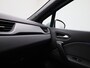 Renault Captur 1.3 mild hybrid 160PK techno | Navigatie | Climate Control | Cruise Control Adaptief | Stoel-en Stuurverwarming | Parkeersensoren met Camera | Privacy Glass | Apple Carplay/Android Auto |