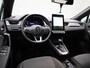 Renault Captur 1.3 mild hybrid 160PK techno | Navigatie | Climate Control | Cruise Control Adaptief | Stoel-en Stuurverwarming | Parkeersensoren met Camera | Privacy Glass | Apple Carplay/Android Auto |