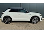 Volkswagen T-Roc 1.0 TSI R-Line * Virtual Cockpit * Camera * Keyless * 19'' Lichtmetalen Velgen *