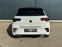 Volkswagen T-Roc 1.0 TSI R-Line * Virtual Cockpit * Camera * Keyless * 19'' Lichtmetalen Velgen *